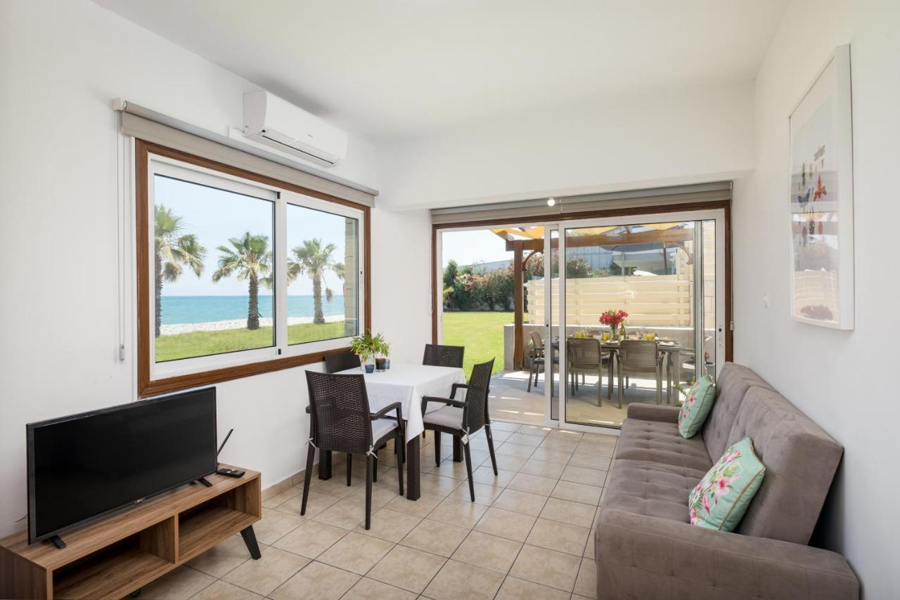 Pebble Beach Apartment فوروكليني المظهر الخارجي الصورة